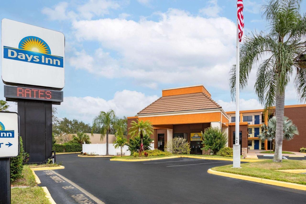 Days Inn By Wyndham N Orlando/Casselberry Fern Park Exterior photo